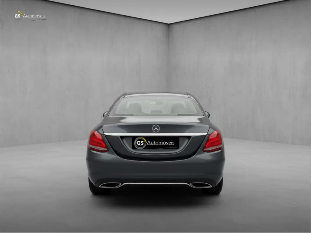 Mercedes-Benz C 200 2016 - 18500 EUR, 131000 km - AUTO.MOTO.pt - 131000km - foto 3 de 7