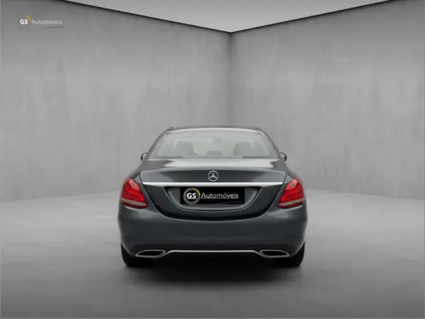 Mercedes-Benz C 200 2016 - 18500 EUR, 131000 km - AUTO.MOTO.pt - 131000km - foto 3 de 7