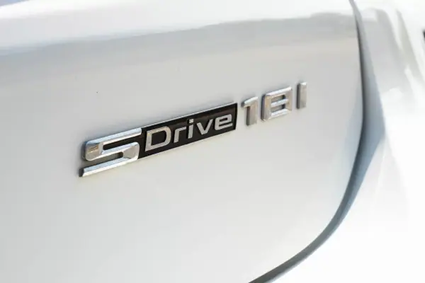 BMW X1 2019 - 20900 EUR, 83380 km - AUTO.MOTO.pt - 83380km - foto 5 de 22