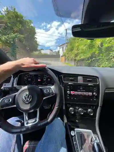 Volkswagen Golf 2019 - 27000 EUR, 97000 km - 97000km - foto 3 de 6