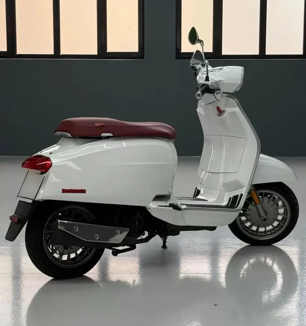 Lambretta UNO 150 2022 - 3650 EUR, 1165 km - AUTO.MOTO.pt - 1165km - foto 6 de 18