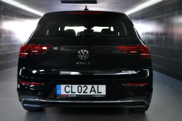 Volkswagen Golf 1.5 TSI e-Hybrid Style DSG 2025 Híbrido Plug-In
