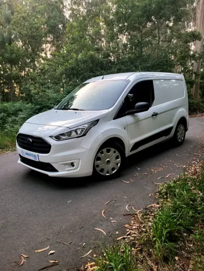 Ford Transit Connect 2021 - 11990 EUR, 146000 km - AUTO.MOTO.pt - 146000km - foto 4 de 18
