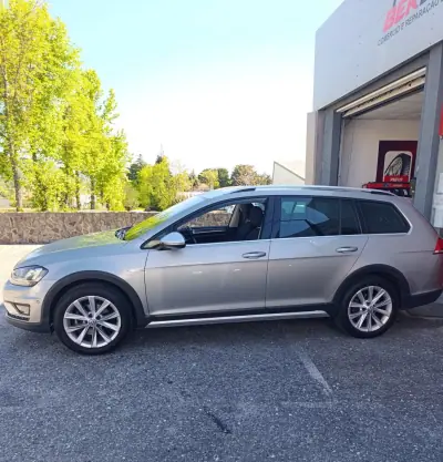 Volkswagen Golf Variant 2017 - 15900 EUR, 173000 km - AUTO.MOTO.pt - 173000km - foto 4 de 16