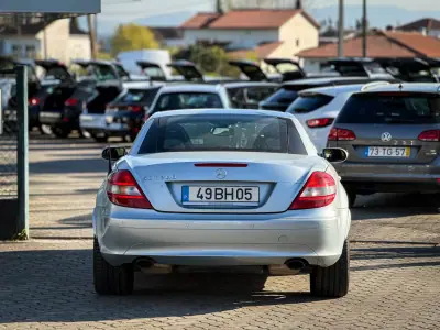 Mercedes-Benz SLK 200 2004 - 13700 EUR, 101311 km - AUTO.MOTO.pt - 101311km - foto 4 de 10