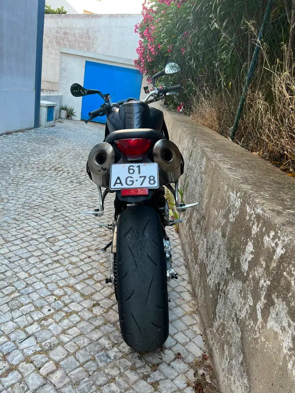KTM Duke 990 2005 - 4000 EUR, 44500 km - AUTO.MOTO.pt - 44500km - foto 3 de 5