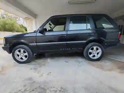 Land Rover Range Rover 1995 - 6000 EUR, 354000 km - AUTO.MOTO.pt - 354000km - foto 3 de 5