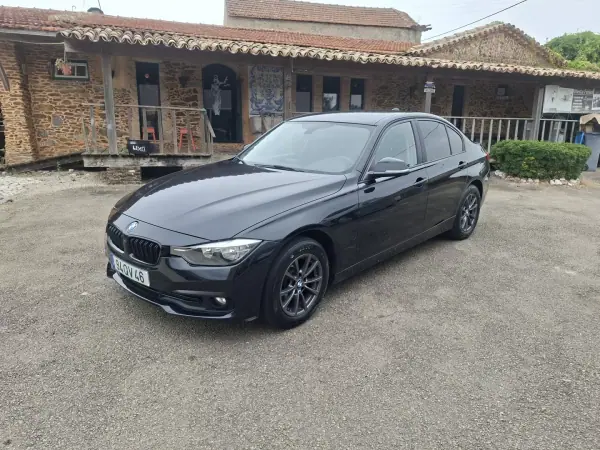 BMW 318 2016 - 14870 EUR, 208238 km - AUTO.MOTO.pt - 208238km - foto 2 de 22
