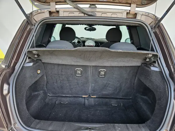 MINI Cooper 2012 - 9750 EUR, 174000 km - AUTO.MOTO.pt - 174000km - foto 12 de 12