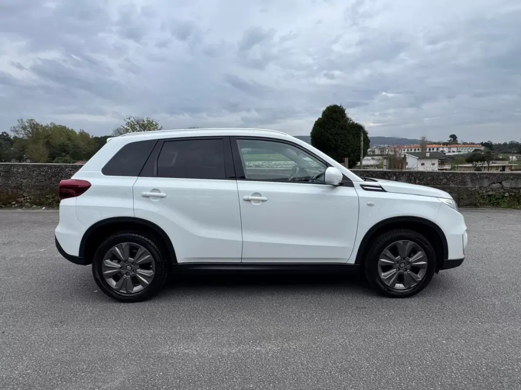 Suzuki Vitara 2019 - 15990 EUR, 77000 km - AUTO.MOTO.pt - 77000km - foto 8 de 32