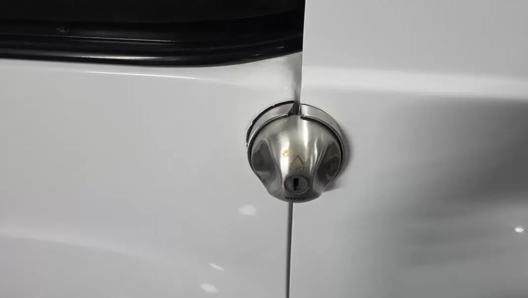 Citroën Berlingo 1.6 Bluehdi L2 100 cv longa C Iva 2018 - 16990 EUR, 67000 km - AUTO.MOTO.pt - 67000km - foto 28 de 41