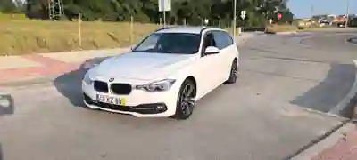 BMW 318 2019 - 19000 EUR, 130000 km - AUTO.MOTO.pt - 130000km - foto 2 de 12