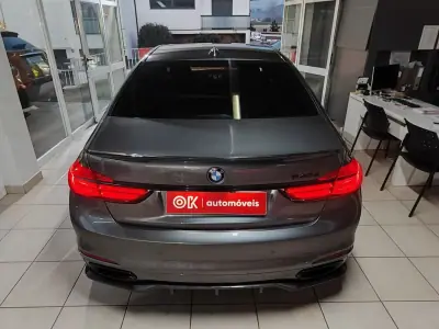BMW 740 2018 - 30750 EUR, 246000 km - AUTO.MOTO.pt - 246000km - foto 10 de 40