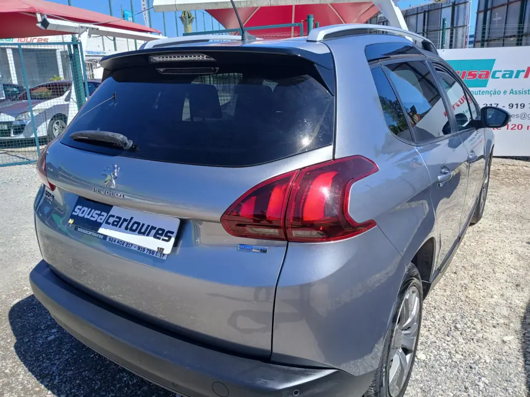 Peugeot 2008 2016 - 8250 EUR, 93942 km - 93942km - foto 9 de 25