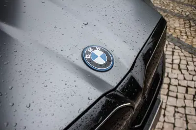 BMW i5 2023 - 74990 EUR, 17145 km - AUTO.MOTO.pt - 17145km - foto 10 de 60