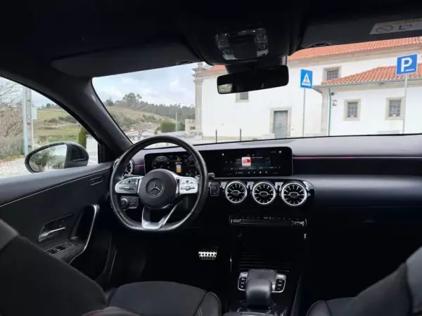 Mercedes-Benz A 180 2019 - 25999 EUR, 100000 km - AUTO.MOTO.pt - 100000km - foto 21 de 25