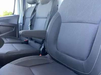 Renault TRAFIC 2.0 BlueDci L2H1 Longa Grand Confort 130 cv GPS 2022 - 21350 EUR, 46000 km - AUTO.MOTO.pt - 46000km - foto 25 de 34