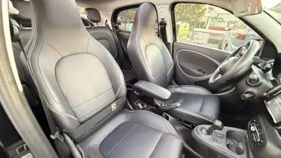 Smart ForFour 2019 - 14900 EUR, 32900 km - 32900km - foto 35 de 66