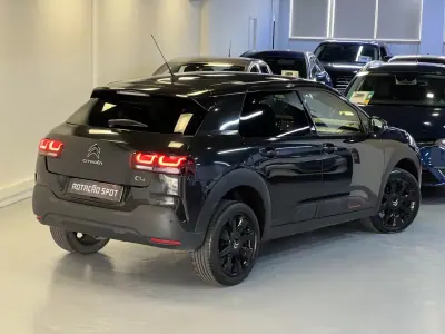Citroën C4 Cactus 2018 - 12990 EUR, 140000 km - 140000km - foto 13 de 54