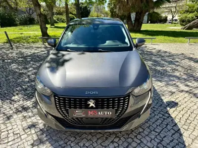 Peugeot 208 2021 - 12790 EUR, 71950 km - AUTO.MOTO.pt - 71950km - foto 8 de 41
