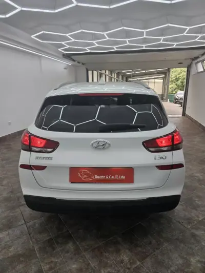 Hyundai i30 SW 2018 - 12950 EUR, 117053 km - AUTO.MOTO.pt - 117053km - foto 26 de 41