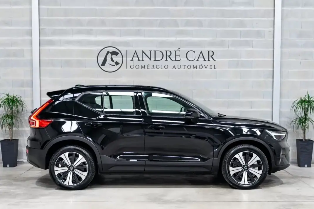 Volvo XC 40 2022 - 27950 EUR, 53768 km - AUTO.MOTO.pt - 53768km - foto 5 de 52