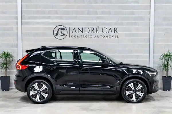 Volvo XC 40 2022 - 27950 EUR, 53768 km - AUTO.MOTO.pt - 53768km - foto 5 de 52
