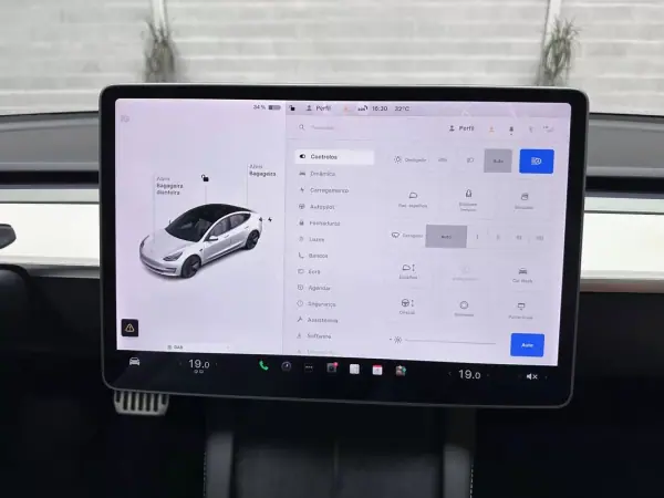 Tesla Model 3 2021 - 27950 EUR, 49088 km - AUTO.MOTO.pt - 49088km - foto 9 de 59