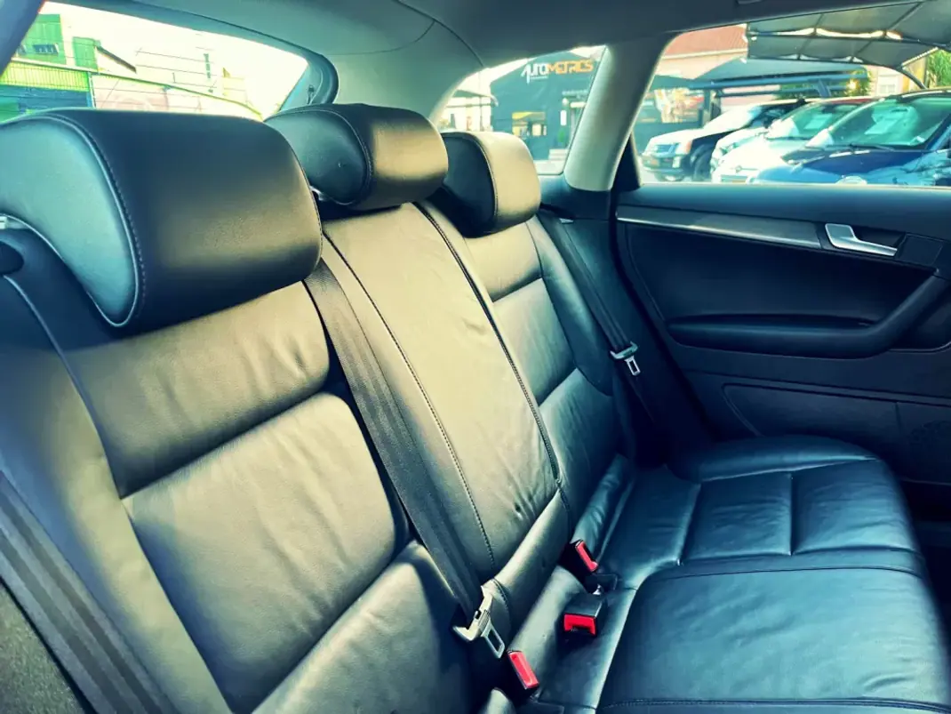 Audi A3 Sportback 2011 - 13450 EUR, 156000 km - AUTO.MOTO.pt - 156000km - foto 4 de 11