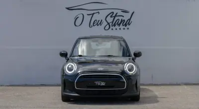MINI 5 Portas 2022 - 16999 EUR, 153000 km - AUTO.MOTO.pt - 153000km - foto 3 de 38