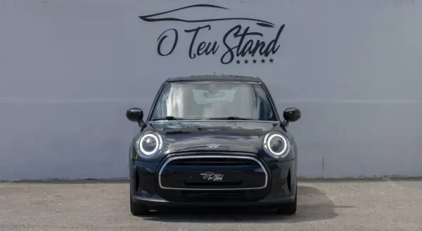 MINI 5 Portas 2022 - 16999 EUR, 153000 km - AUTO.MOTO.pt - 153000km - foto 3 de 38
