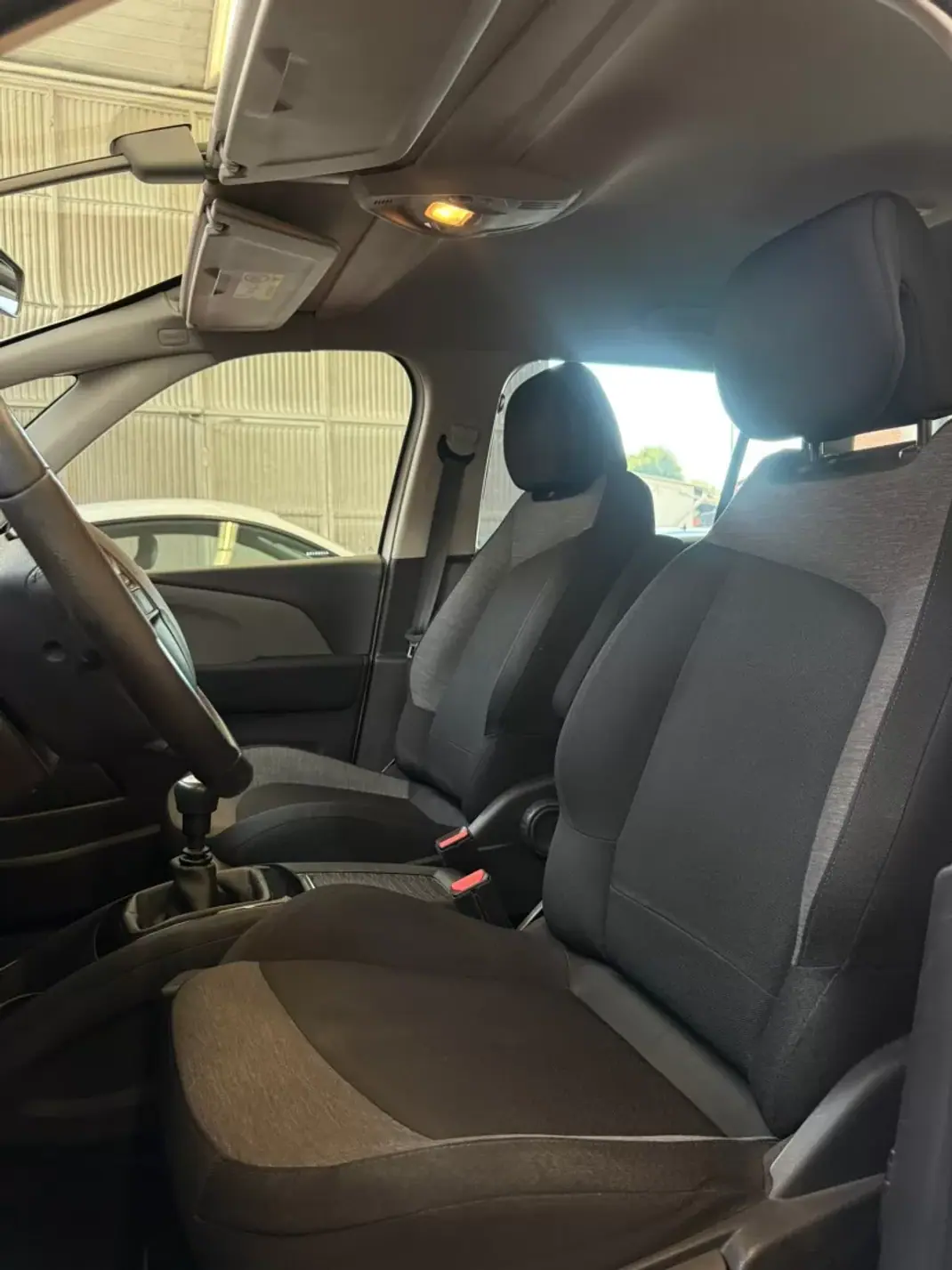 Citroën C4 Grand Picasso 2018 - 14900 EUR, 161000 km - 161000km - foto 8 de 10