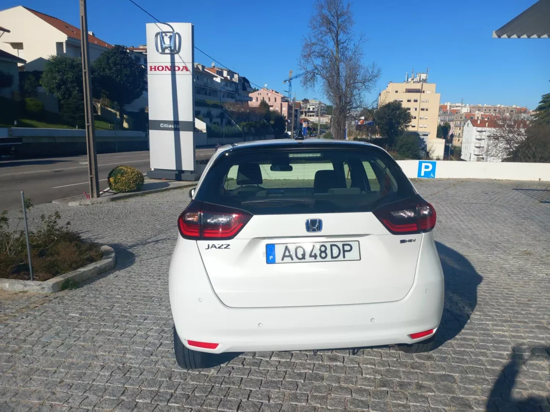 Honda Jazz 2022 - 22500 EUR, 49000 km - AUTO.MOTO.pt - 49000km - foto 6 de 13