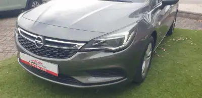 Opel Astra Sports Tourer 2017 - 8950 EUR, 188000 km - AUTO.MOTO.pt - 188000km - foto 3 de 12