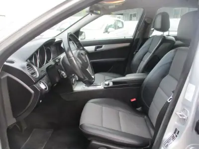 Mercedes-Benz C 220 2012 - 13500 EUR, 260000 km - 260000km - foto 16 de 21