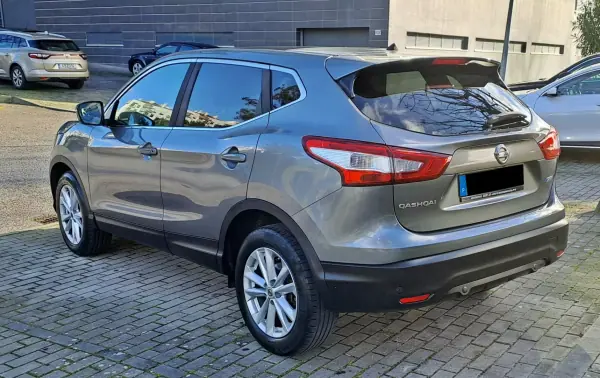 Nissan Qashqai 2014 - 12950 EUR, 150000 km - AUTO.MOTO.pt - 150000km - foto 5 de 25