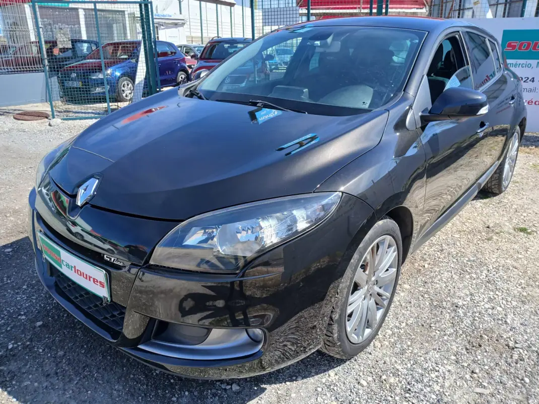 Renault Mégane 2010 - 7800 EUR, 122607 km - AUTO.MOTO.pt - 122607km - foto 3 de 29