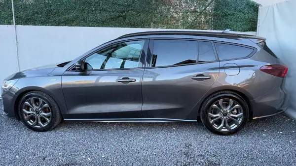 Ford Focus SW 2023 — foto 3 de 12