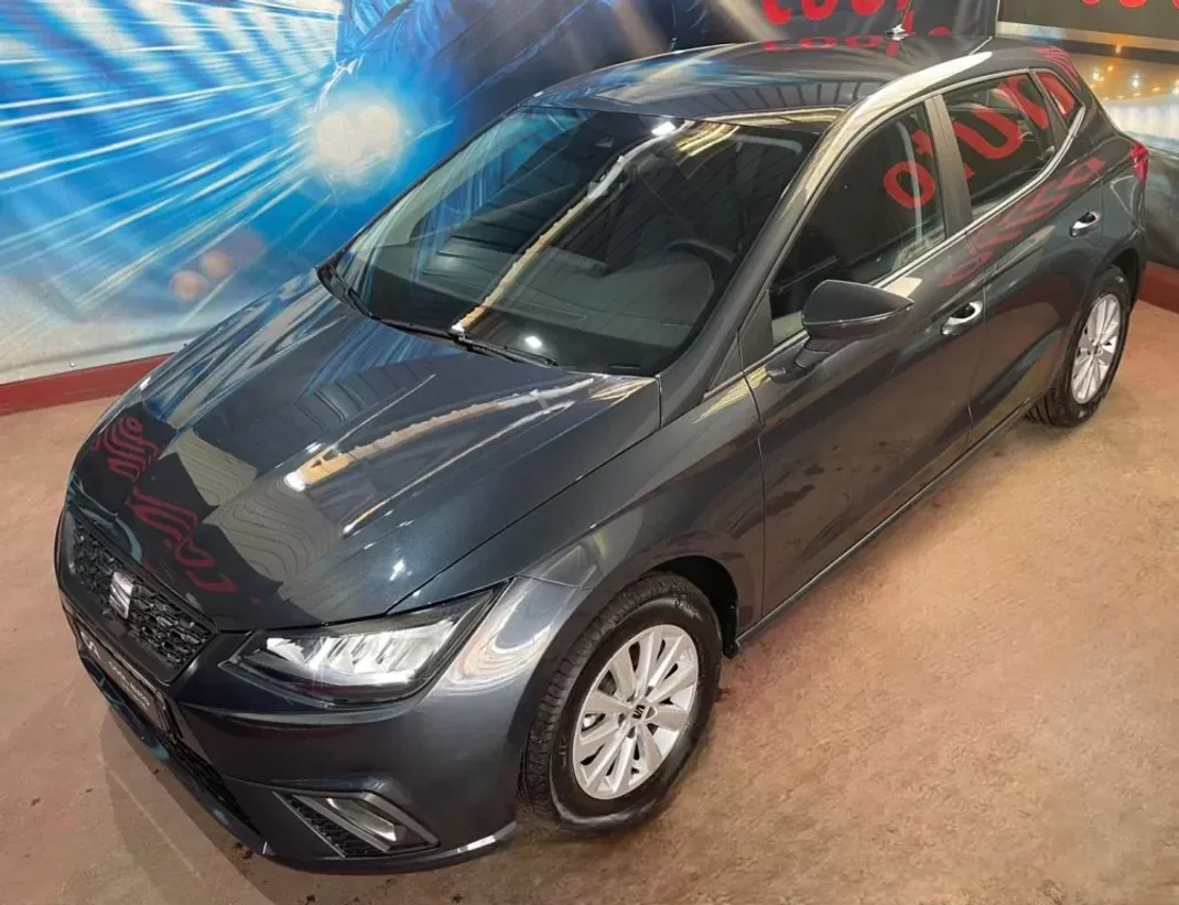 SEAT Ibiza 2024 - 17999 EUR, 1000 km - AUTO.MOTO.pt - 1000km - foto 6 de 40