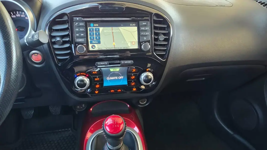 Nissan Juke 2015 - 12990 EUR, 142000 km - AUTO.MOTO.pt - 142000km - foto 20 de 30