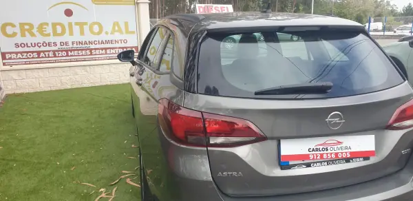 Opel Astra Sports Tourer 2017 - 8950 EUR, 188000 km - AUTO.MOTO.pt - 188000km - foto 7 de 12