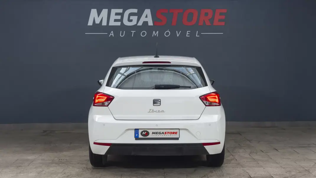 SEAT Ibiza 2024 - 15750 EUR, 25000 km - AUTO.MOTO.pt - 25000km - foto 6 de 33
