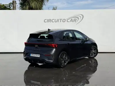 Cupra Born 2022 — foto 3 de 8