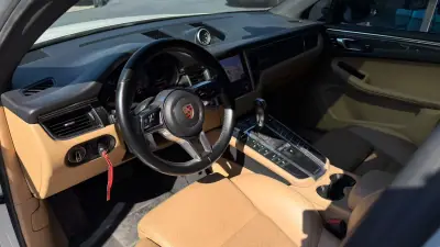 Porsche Macan 2016 - 37900 EUR, 216000 km - 216000km - foto 7 de 14