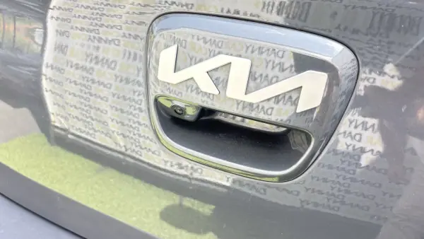 Kia Rio 2023 - 14900 EUR, 41000 km - AUTO.MOTO.pt - 41000km - foto 5 de 16