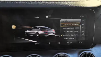 Mercedes-Benz E 220 2017 - 34999 EUR, 180000 km - AUTO.MOTO.pt - 180000km - foto 37 de 45