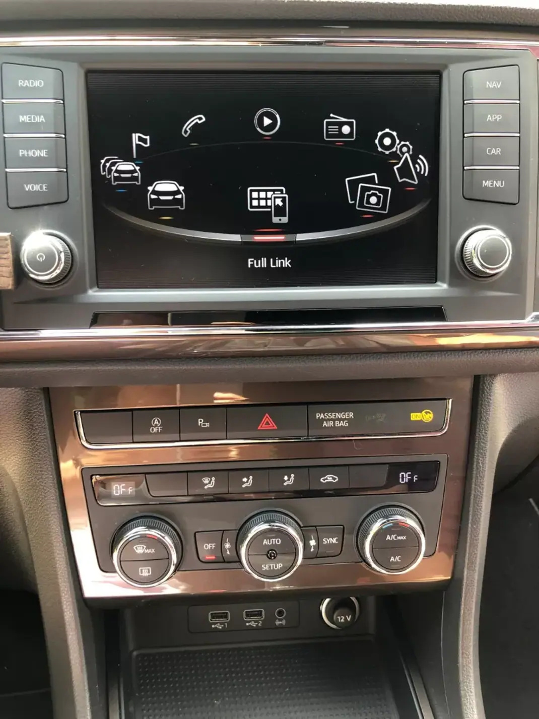 SEAT Ateca 2017 - 16900 EUR, 115000 km - 115000km - foto 17 de 37