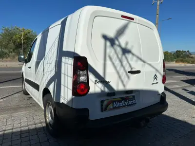 Citroën Berlingo 2016 - 12900 EUR, 101818 km - AUTO.MOTO.pt - 101818km - foto 3 de 27