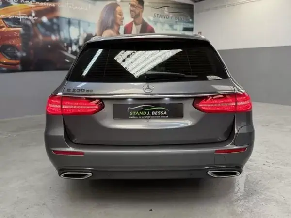 Mercedes-Benz E 300 2019 - 25750 EUR, 235639 km - AUTO.MOTO.pt - 235639km - foto 17 de 20
