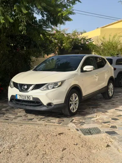 Nissan Qashqai 2014 - 13900 EUR, 167089 km - 167089km - foto 2 de 9